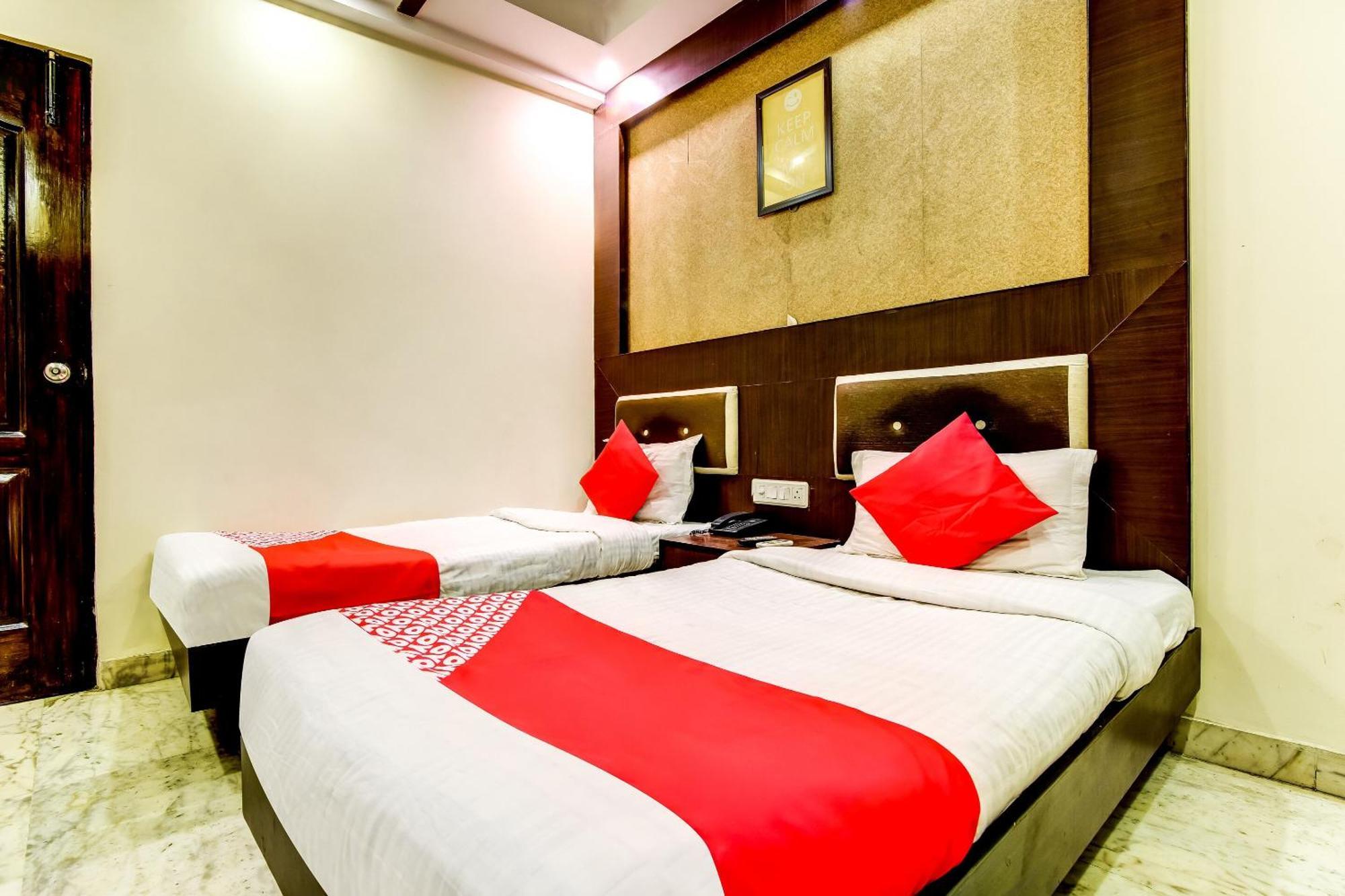 Spot Inn Hostel New Delhi Luaran gambar
